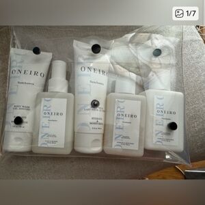 Oneiro Sunchasers Ready, Go Travel Kit - 5 Pcs with Plastic Pouch - BRAND NEW!